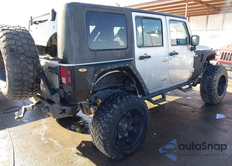 2010 Jeep Wrangler Unlimited Sport z USA, uszkodzony, nr VIN 1J4BA3H16AL191986